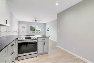 2550 N Dixie, Boca Raton, FL 33431 - Photo 3