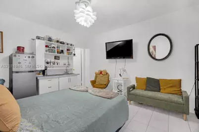 7840 Harding #1, Miami Beach, FL 33141 - Photo 21