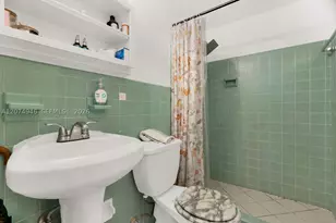 7840 Harding, Miami Beach, FL 33141 - Photo 23
