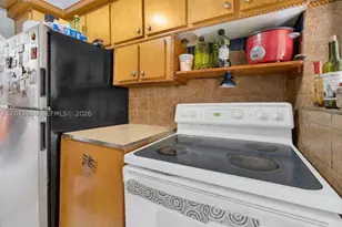 7840 Harding, Miami Beach, FL 33141 - Photo 13