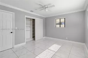 913 SW 49th, Plantation, FL 33317 - Photo 23