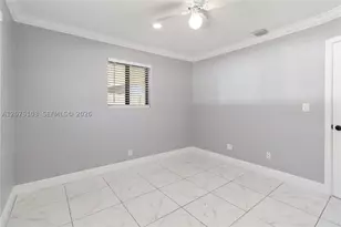 913 SW 49th, Plantation, FL 33317 - Photo 21
