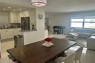 121 Golden Isles, Hallandale Beach, FL 33009 - Photo 7