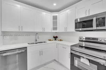 741 NE 8th, Pompano Beach, FL 33060 - Photo 11