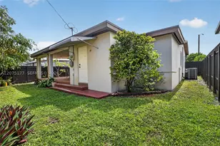 4585 E 9th, Hialeah, FL 33013 - Photo 23