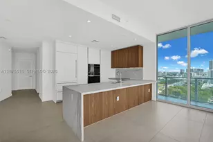 1400 Biscayne, Miami, FL 33132 - Photo 5