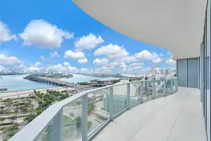 1400 Biscayne, Miami, FL 33132 - Photo 17