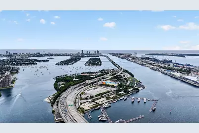 1040 Biscayne #3403, Miami, FL 33132 - Photo 33
