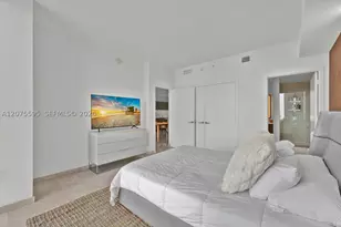 88 SW 7th, Miami, FL 33130 - Photo 21