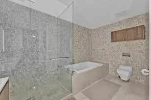 88 SW 7th, Miami, FL 33130 - Photo 17