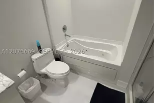 951 Brickell, Miami, FL 33131 - Photo 15