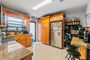 1136 NW 34th, Miami, FL 33125 - Photo 11