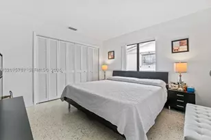 1136 NW 34th, Miami, FL 33125 - Photo 5