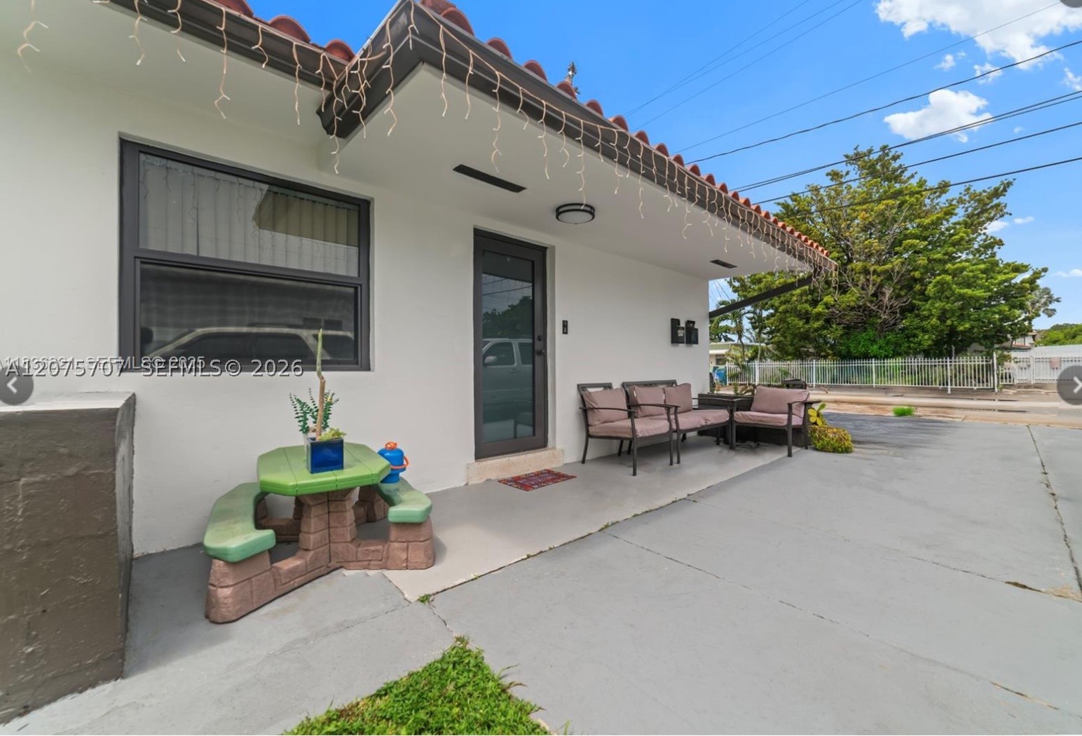 1136 NW 34th #Main - 1136 NW 34th #Main, Miami, FL 33125 Luxury Property | Jose Angel Pina