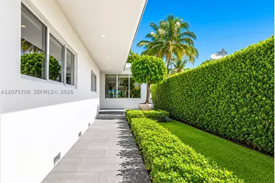 1885 Daytonia, Miami Beach, FL 33141 - Photo 31