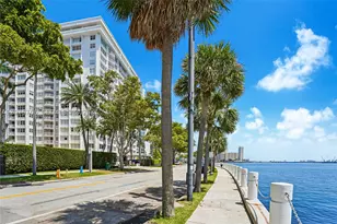1420 Brickell Bay, Miami, FL 33131 - Photo 1