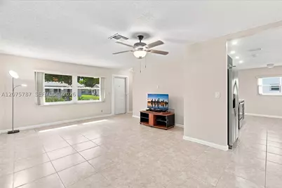 1431 NW 85th, Plantation, FL 33322 - Photo 7