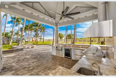 6301 Collins #1606, Miami Beach, FL 33141 - Photo 29