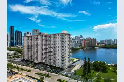 250 174th #2304, Sunny Isles Beach, FL 33160 - Photo 5