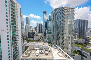 41 SE 5th, Miami, FL 33131 - Photo 9