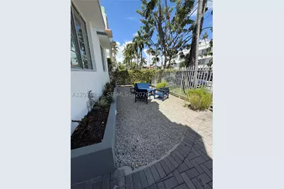 526 15th #12, Miami Beach, FL 33139 - Photo 11
