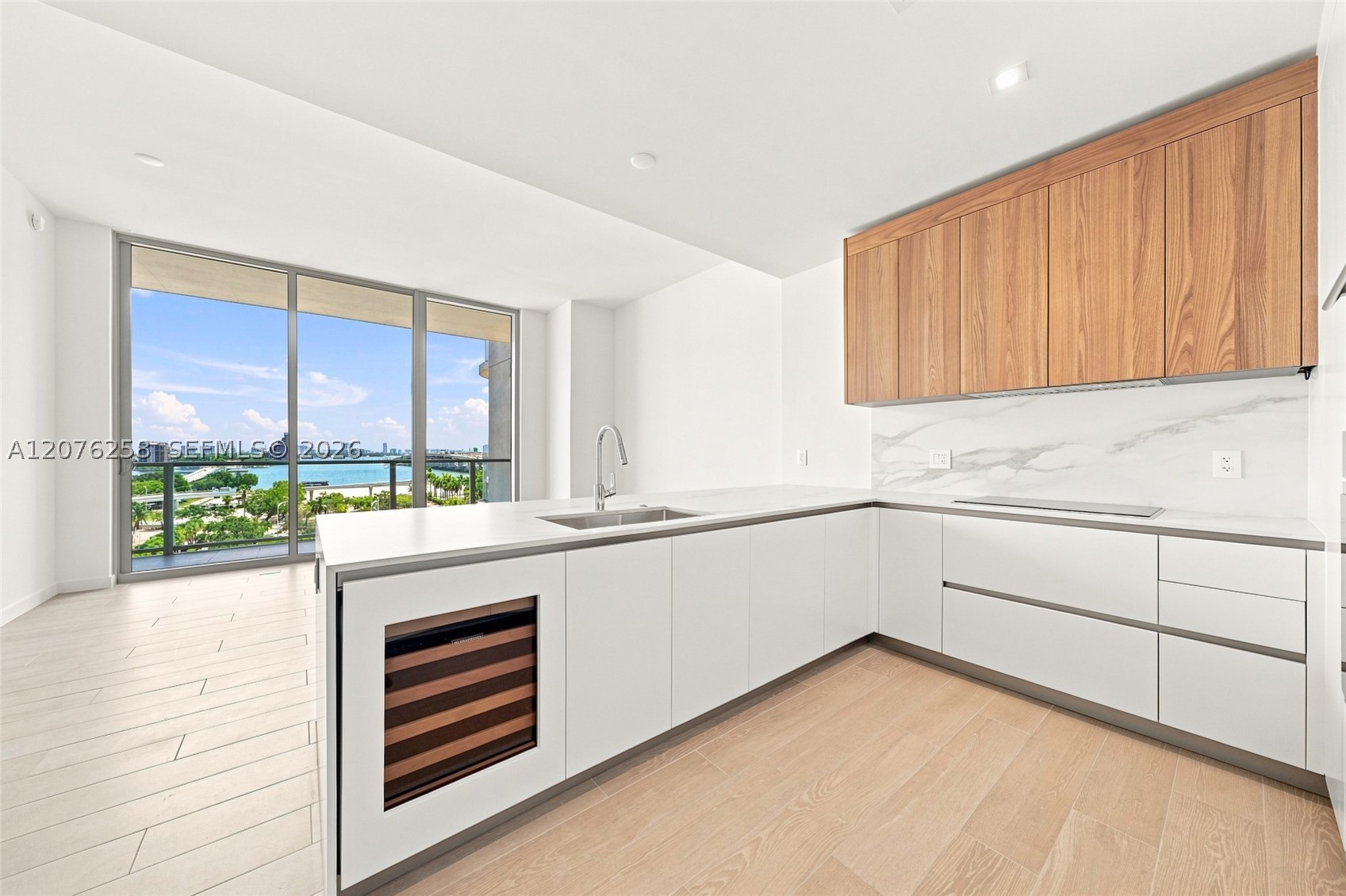 1400 Biscayne #708 - 1400 Biscayne #708, Miami, FL 33132 Luxury Property | Jose Angel Pina