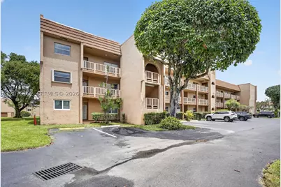 9721 Sunrise Lakes #102, Sunrise, FL 33322 - Photo 35
