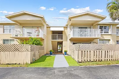 4154 NW 79th #2A, Doral, FL 33166 - Photo 1