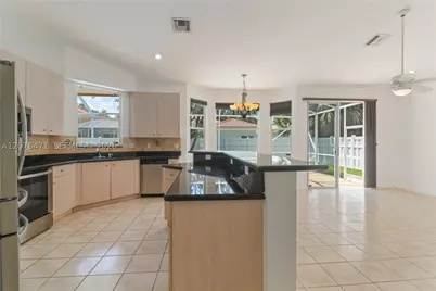 10256 NW 53rd, Coral Springs, FL 33076 - Photo 21