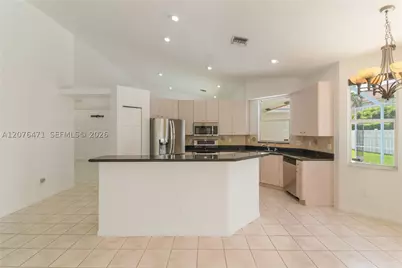 10256 NW 53rd, Coral Springs, FL 33076 - Photo 31