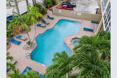 3500 Coral #1404, Miami, FL 33145 - Photo 11