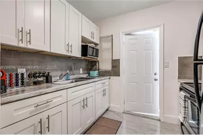 327 NE 55th #FURNISHED, Miami, FL 33137 - Photo 7