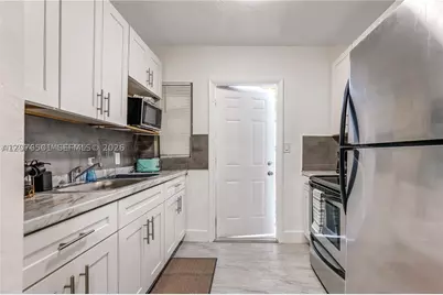 327 NE 55th #FURNISHED, Miami, FL 33137 - Photo 9