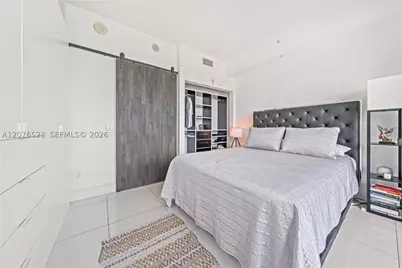 60 SW 13th #2403, Miami, FL 33130 - Photo 13
