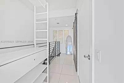60 SW 13th #2403, Miami, FL 33130 - Photo 9