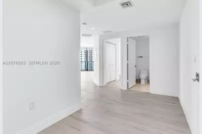 45 SW 9th #1706, Miami, FL 33130 - Photo 9