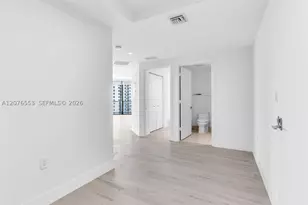 45 SW 9th, Miami, FL 33130 - Photo 9