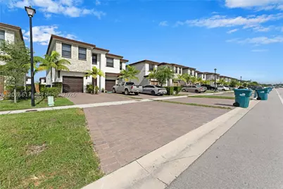 25176 SW 107th, Homestead, FL 33032 - Photo 3