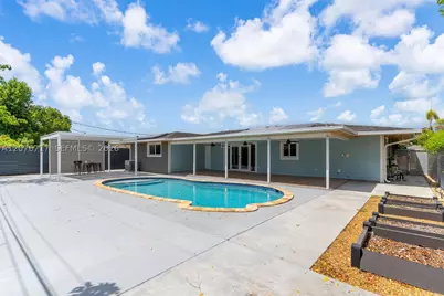 15825 SW 103rd, Miami, FL 33157 - Photo 11