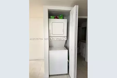 770 Claughton Island #601, Miami, FL 33131 - Photo 17