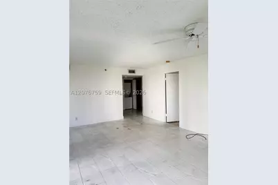 770 Claughton Island #601, Miami, FL 33131 - Photo 7