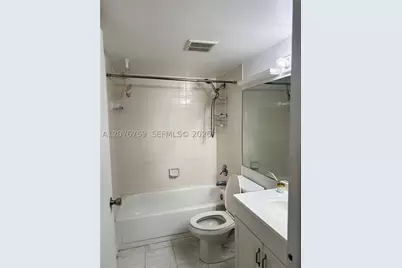 770 Claughton Island #601, Miami, FL 33131 - Photo 27