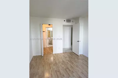 770 Claughton Island #601, Miami, FL 33131 - Photo 5