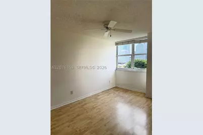 770 Claughton Island #601, Miami, FL 33131 - Photo 9