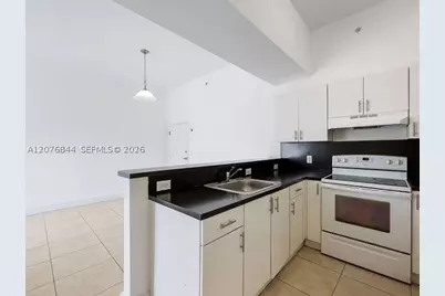 900 SW 7th #503, Miami, FL 33130 - Photo 9