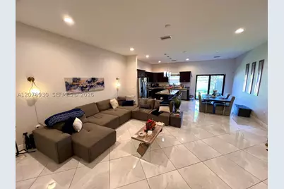 9271 NW 16th, Pembroke Pines, FL 33027 - Photo 3