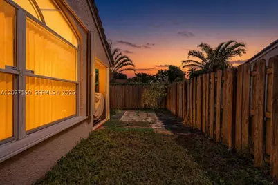 8021 SW 158th, Miami, FL 33193 - Photo 3