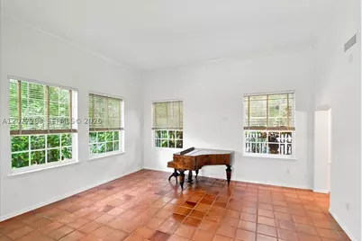 6473 Sunset, South Miami, FL 33143 - Photo 9