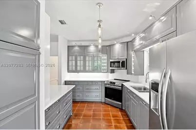 6473 Sunset, South Miami, FL 33143 - Photo 5