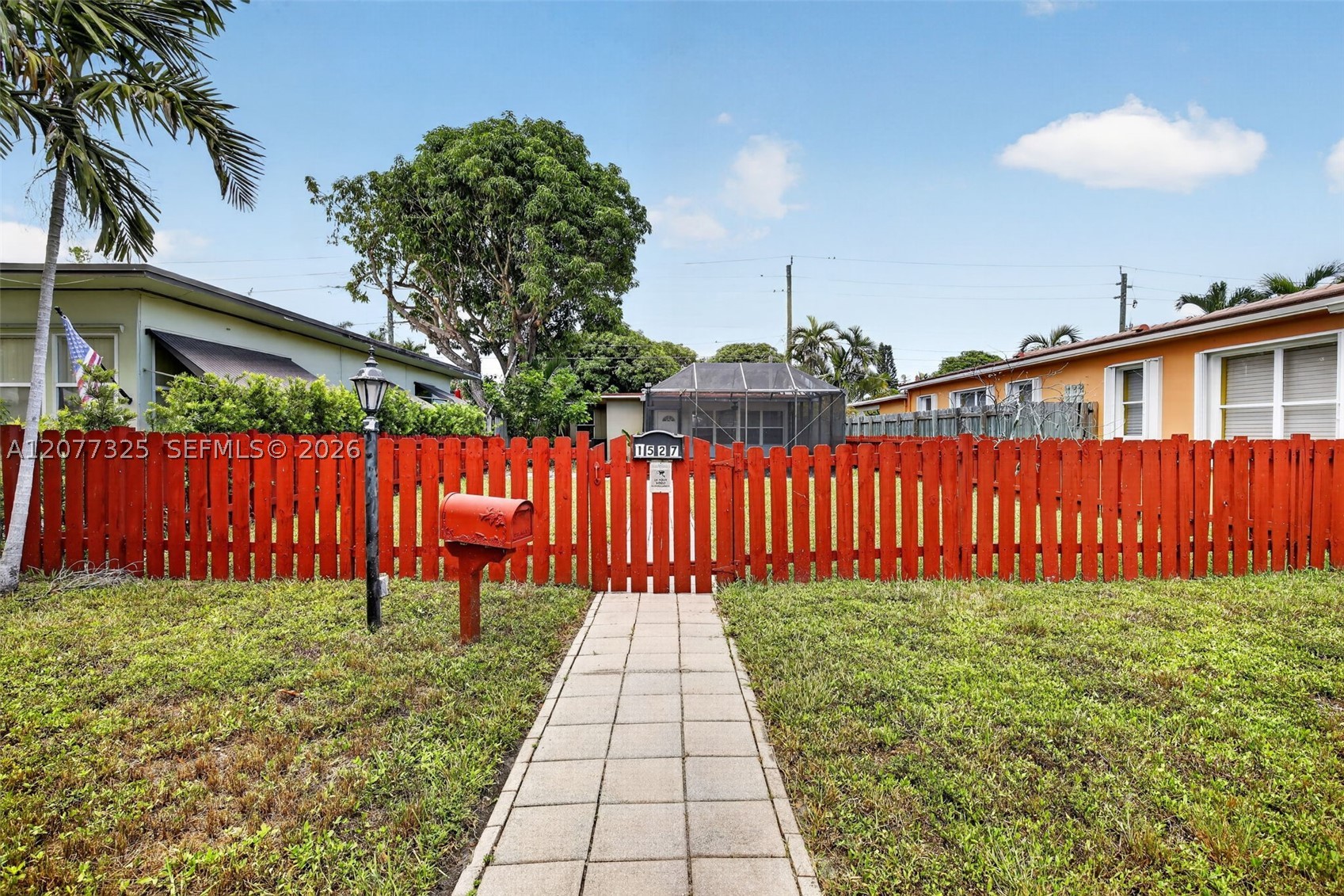 1527 Jackson - 1527 Jackson, Hollywood, FL 33020 Luxury Property | Jose Angel Pina